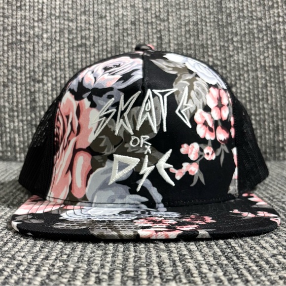 Volcom Other - Volcom Skate or Die Y2K Trucker Hat Floral Mesh Snapback